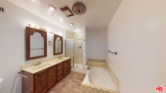 525 N Rexford Drive, Beverly Hills, CA 90210