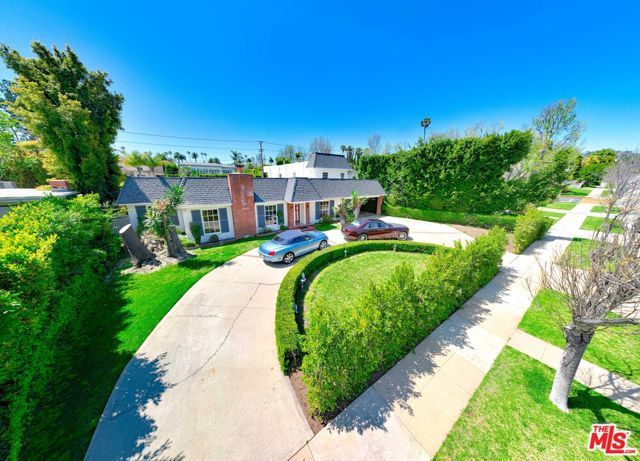 525 N Rexford Drive, Beverly Hills, CA 90210