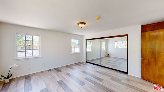 525 N Rexford Drive, Beverly Hills, CA 90210