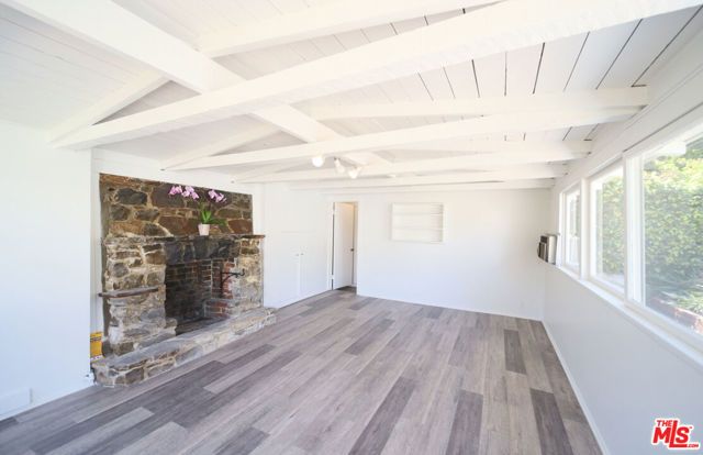 525 N Rexford Drive, Beverly Hills, CA 90210