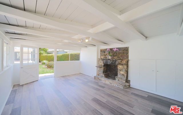 525 N Rexford Drive, Beverly Hills, CA 90210