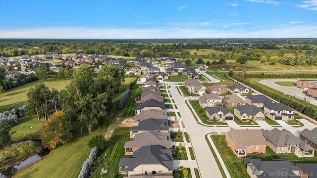 16468 Via Villagio Street, Macomb, MI 48042