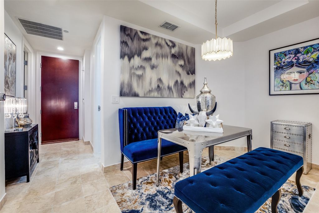1505 Elm Street 501, Dallas, TX 75201