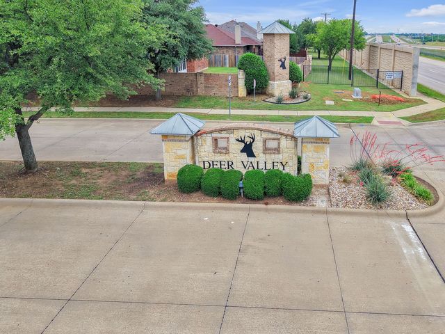 1602 Deer Crossing Drive, Arlington, TX 76002