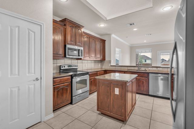 1602 Deer Crossing Drive, Arlington, TX 76002