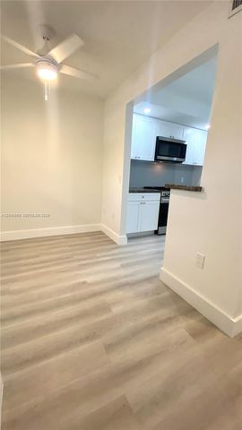13800 SW 5th Court 209M, Pembroke Pines, FL 33027