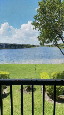 13800 SW 5th Court 209M, Pembroke Pines, FL 33027