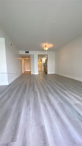 13800 SW 5th Court 209M, Pembroke Pines, FL 33027