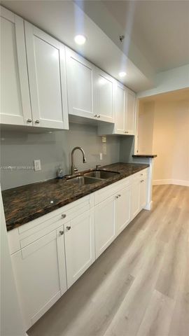 13800 SW 5th Court 209M, Pembroke Pines, FL 33027