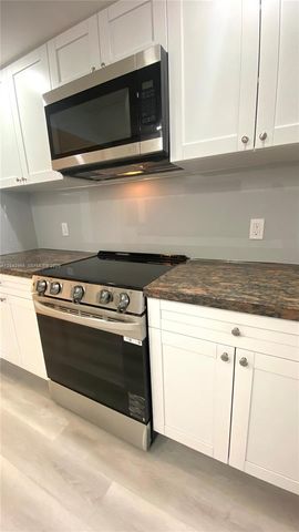 13800 SW 5th Court 209M, Pembroke Pines, FL 33027