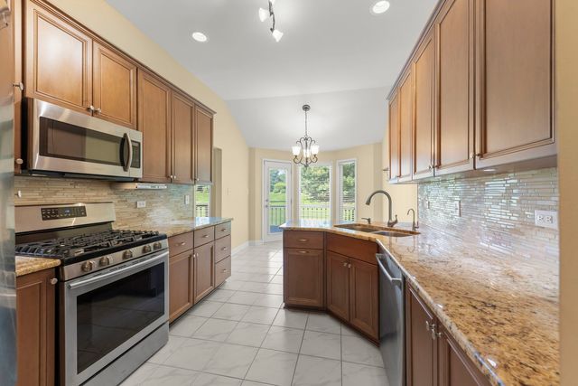 10536 Brookridge Court, Frankfort, IL 60423