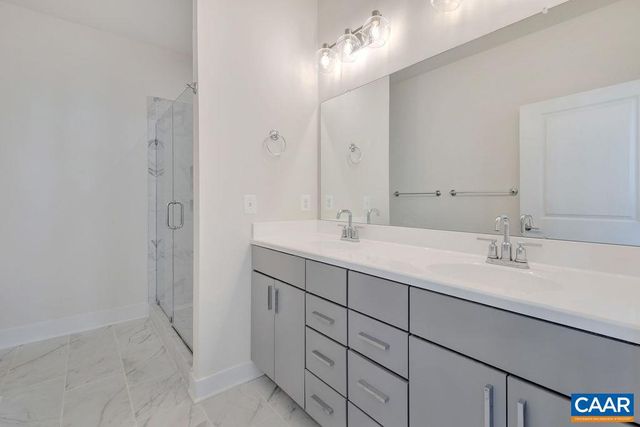 22F WARDELL CREST, Charlottesville, VA 22902