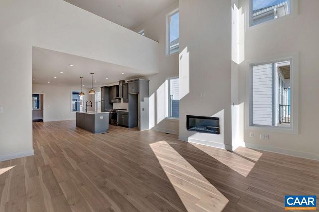 22F WARDELL CREST, Charlottesville, VA 22902