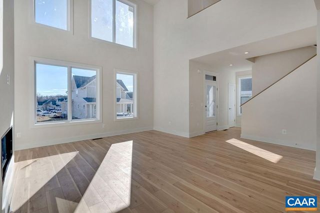 22F WARDELL CREST, Charlottesville, VA 22902