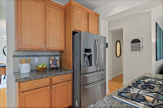 6912 Silent Creek Avenue SE, Snoqualmie, WA 98065