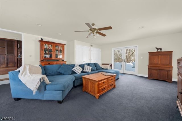 152 Warsaw Rd, Kingwood Twp., NJ 08825