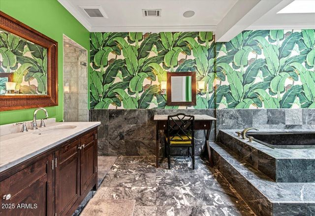 4721 E CALLE REDONDA --, Phoenix, AZ 85018