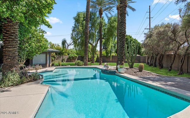 4721 E CALLE REDONDA --, Phoenix, AZ 85018