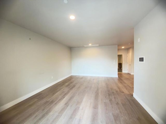 400 San Benito 203, Hollister, CA 95023