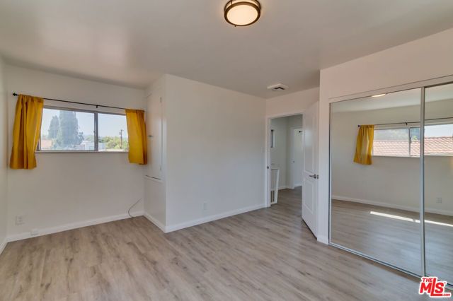15013 Hartsook Street, Los Angeles, CA 91403