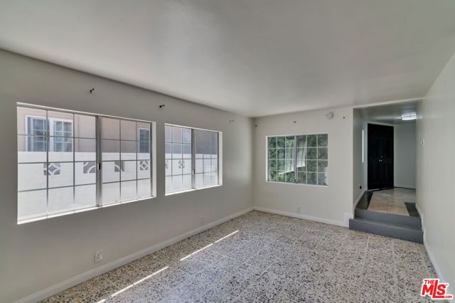 15013 Hartsook Street, Los Angeles, CA 91403