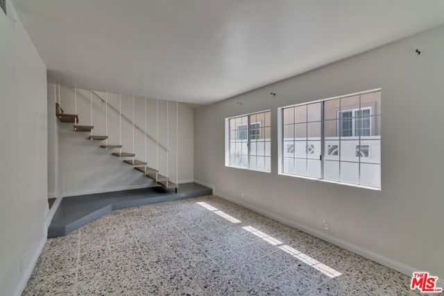 15013 Hartsook Street, Los Angeles, CA 91403