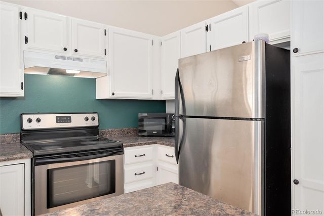 19034 E Carmel Circle, Aurora, CO 80011