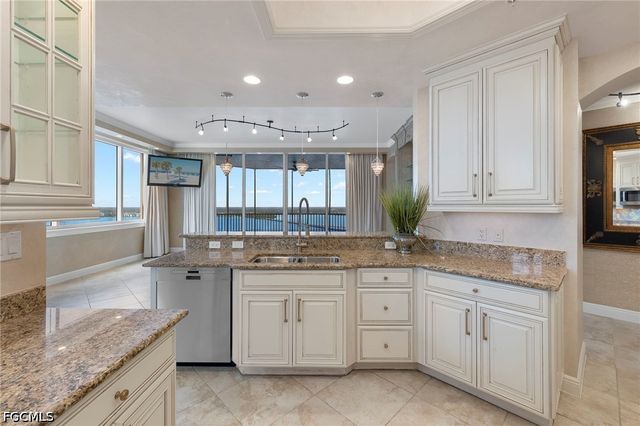 2090 W 1st ST E2605, Fort Myers, FL 33901