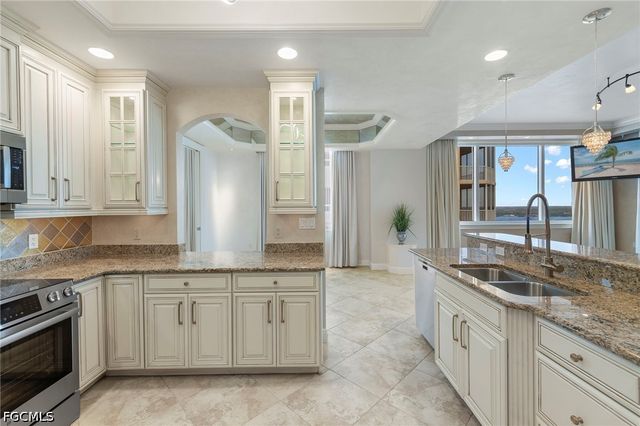 2090 W 1st ST E2605, Fort Myers, FL 33901