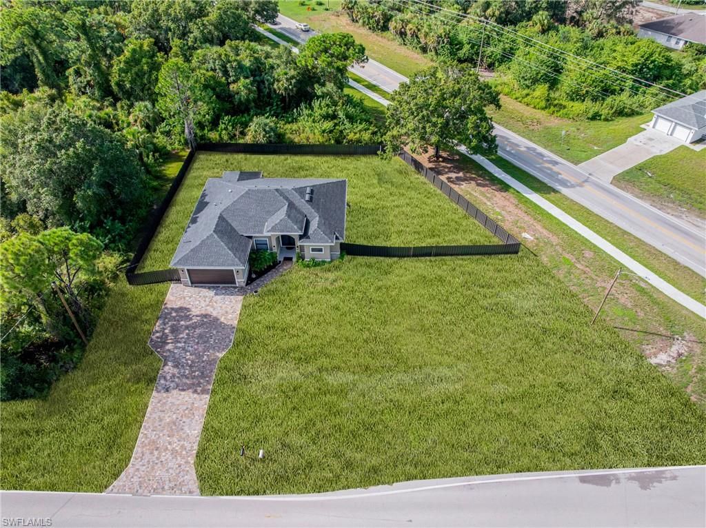 810 Sentinela BLVD, LEHIGH ACRES, FL 33974 — photo 3