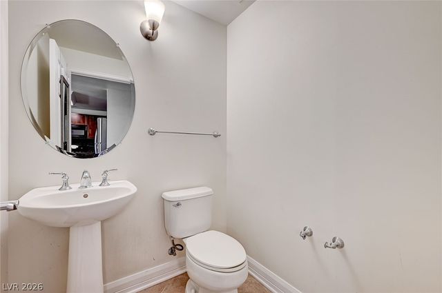 150 Las Vegas Boulevard 1804, Las Vegas, NV 89101