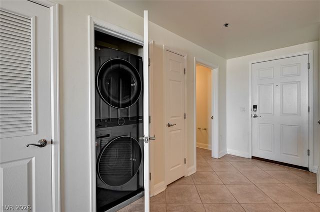 150 Las Vegas Boulevard 1804, Las Vegas, NV 89101