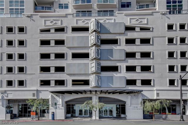 150 Las Vegas Boulevard 1804, Las Vegas, NV 89101