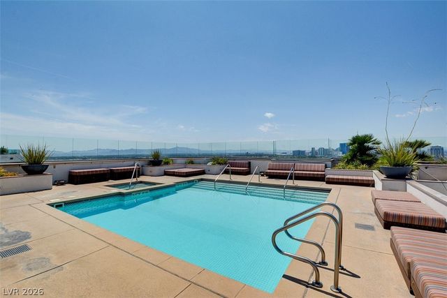 150 Las Vegas Boulevard 1804, Las Vegas, NV 89101