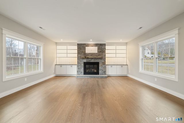 104 Eastfield Road, Waterbury, CT 06708