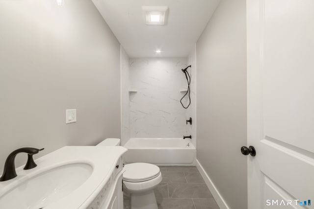 104 Eastfield Road, Waterbury, CT 06708