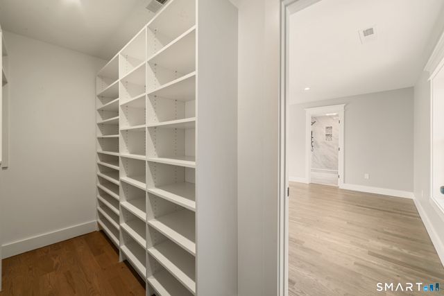 104 Eastfield Road, Waterbury, CT 06708