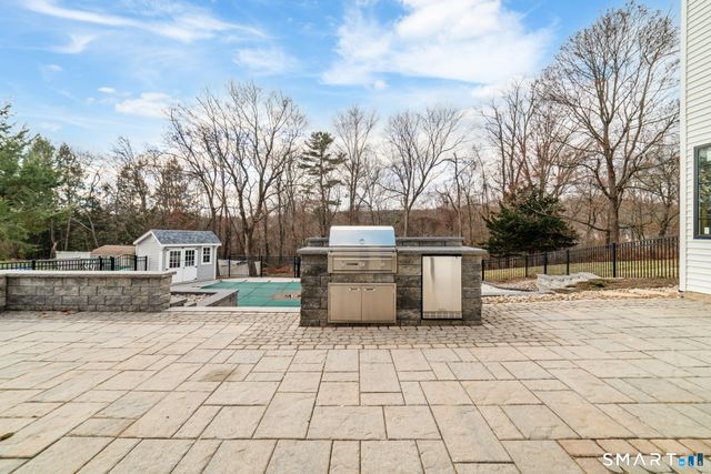 104 Eastfield Road, Waterbury, CT 06708