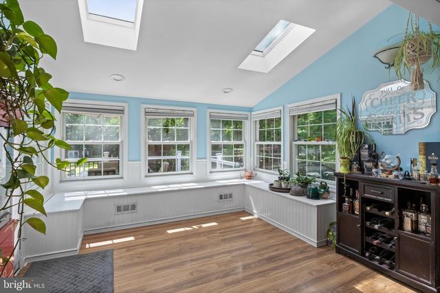 1 CORSHAM DR, Medford, NJ 08055