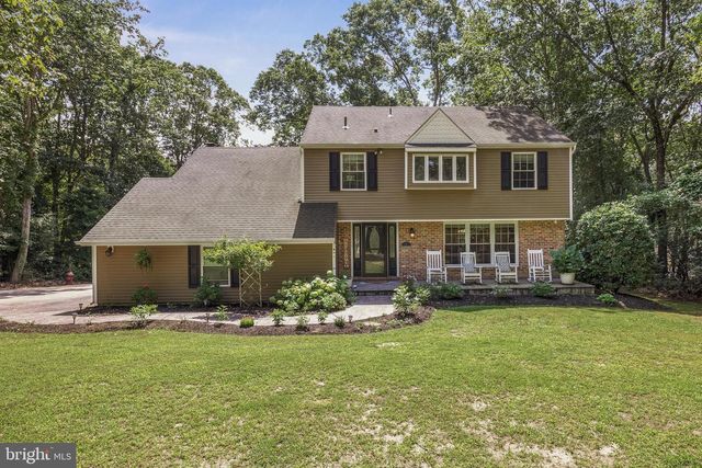 1 CORSHAM DR, Medford, NJ 08055