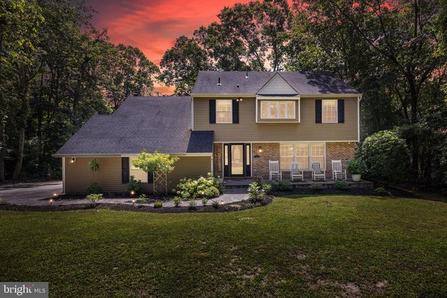 1 CORSHAM DR, Medford, NJ 08055