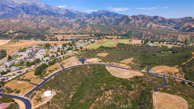39525 Eastview Court, Yucaipa, CA 92399