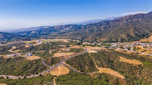 39525 Eastview Court, Yucaipa, CA 92399