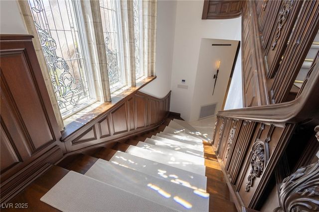 2928 Coast Line Court, Las Vegas, NV 89117