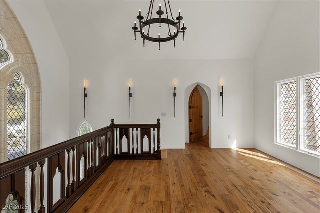 2928 Coast Line Court, Las Vegas, NV 89117