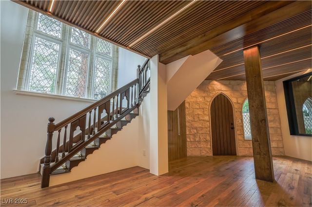 2928 Coast Line Court, Las Vegas, NV 89117