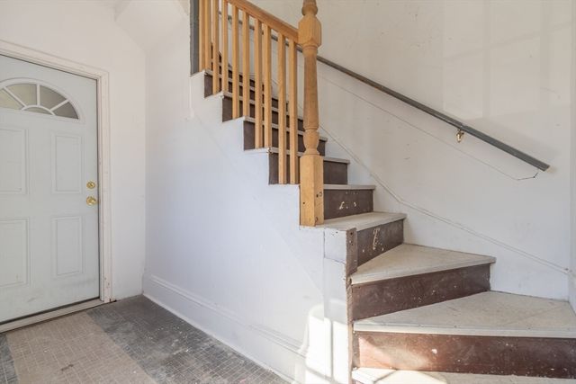 16 Hancock 2, Brockton, MA 02301