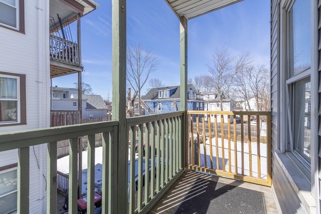 16 Hancock 2, Brockton, MA 02301