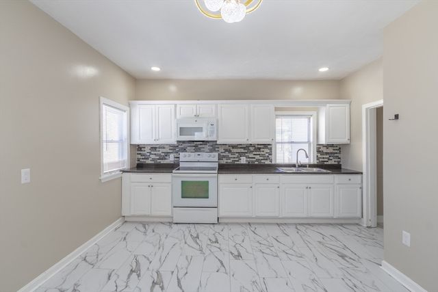 16 Hancock 2, Brockton, MA 02301