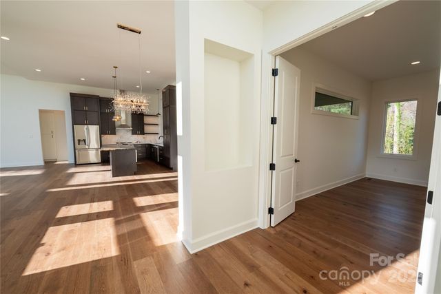 11 Kiftsgate Court, Asheville, NC 28804